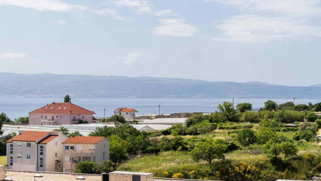 Modern Apartments Sirobuja Split Exterior photo