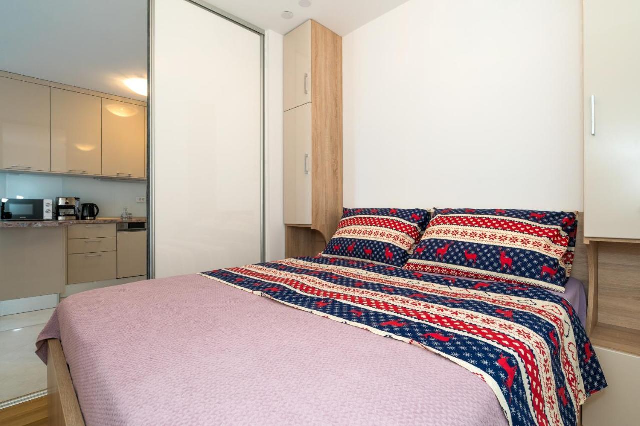 Modern Apartments Sirobuja Split Exterior photo